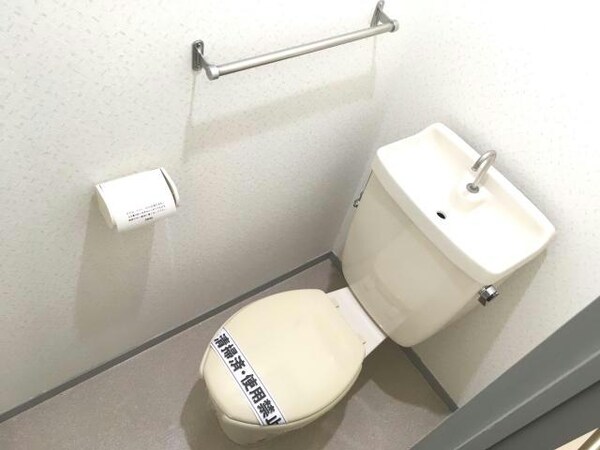 トイレ(※別部屋写真)