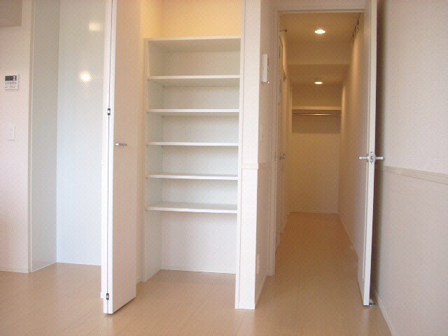 物件内観写真11　(※別部屋写真)