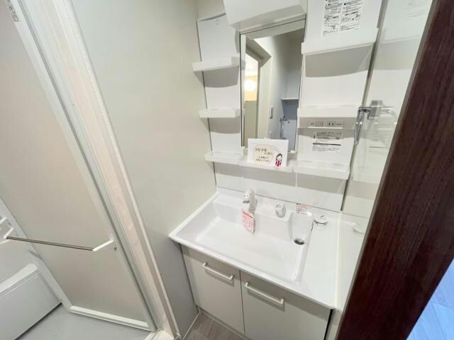 物件内観写真13　(※別部屋写真)