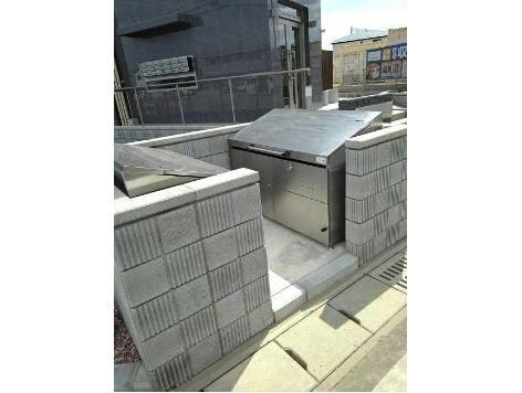 物件外観写真3　(ゴミ置場)