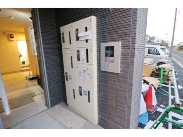 物件外観写真4　(宅配ＢＯＸ)