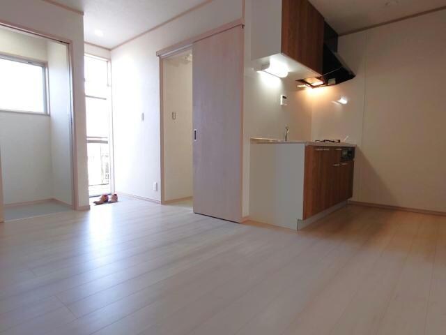 物件内観写真11　(※別部屋写真)