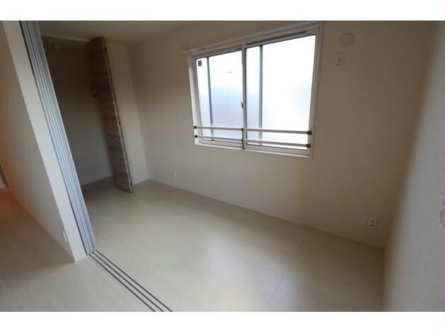 物件内観写真13　(※別部屋写真)