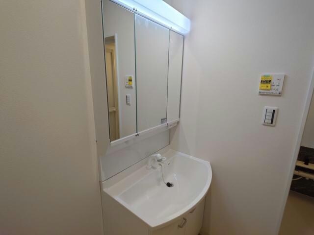 物件内観写真16　(※別部屋写真)