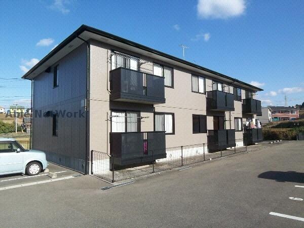 物件外観写真2　(Ｂ棟)