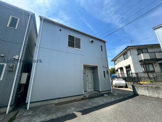 物件外観写真1　(E棟)