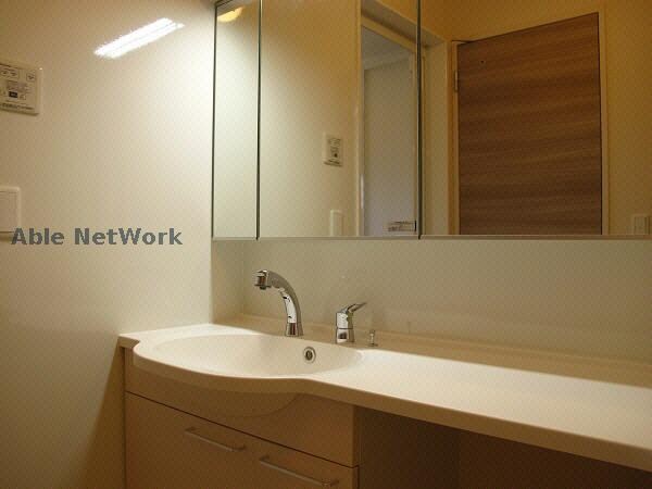 物件内観写真12　(洗面台)