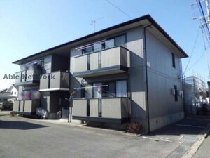 ロイヤルアネックス富の原A外観写真