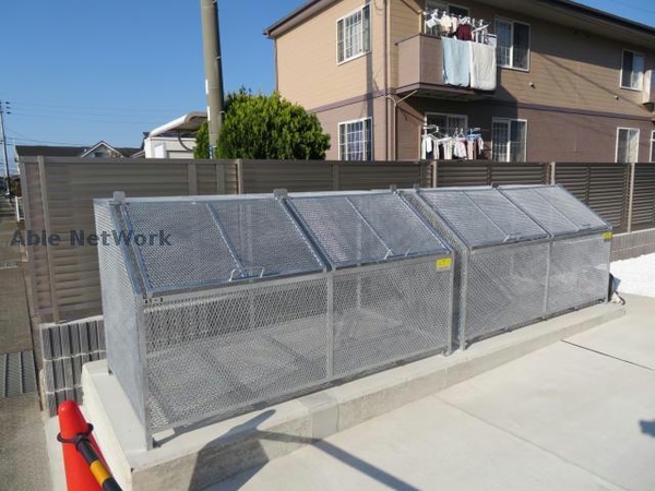 建物設備(ゴミ捨て場)