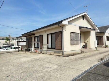 メゾン富の原　(戸建て)　外観写真