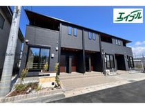 ラカリアBの外観写真