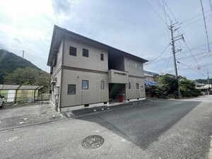 バードヒル東奥Ⅱ外観写真