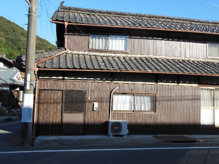 石生貸家（岸本邸）外観写真