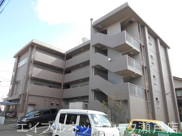 メゾン東山