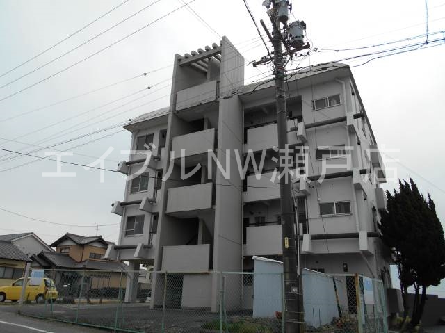 三郷マンション