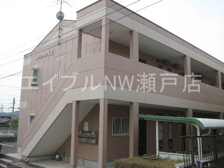 サンティエラ米泉外観写真