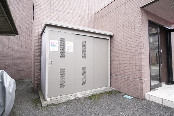居室(敷地内ゴミステーション)