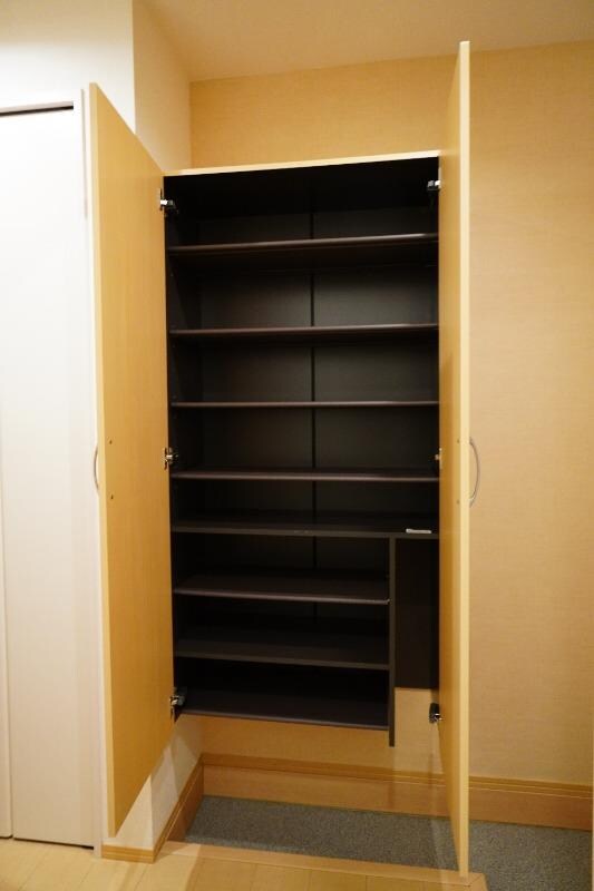 物件内観写真6　(シューＢＯＸ)