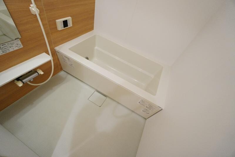 物件内観写真10　(バスルーム)