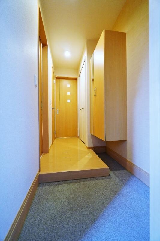物件内観写真14　(玄関ホール)