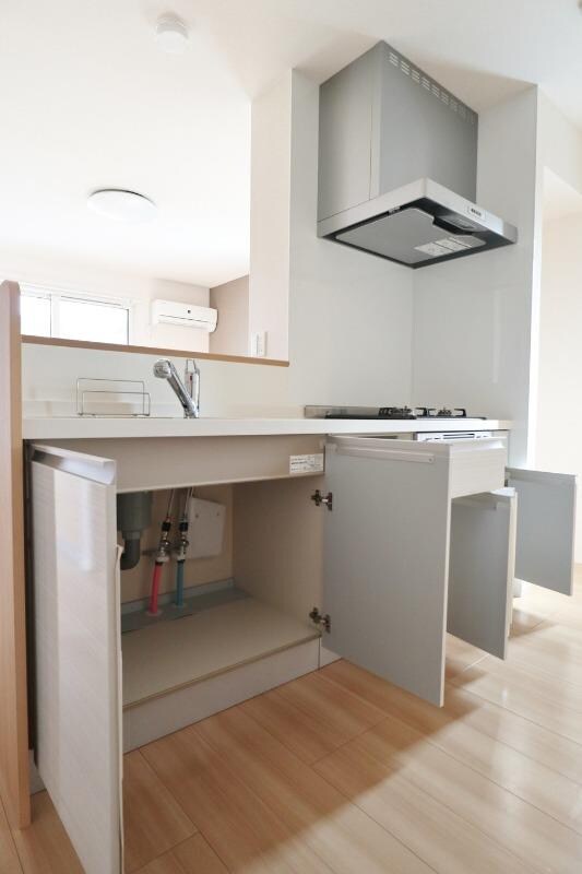 物件内観写真11　(キッチン収納)