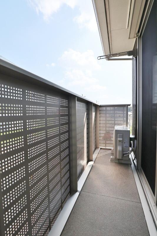 物件内観写真17　(ベランダ)