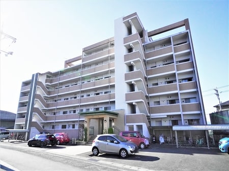 ジュリアス外観写真