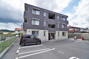 ハイアークＥ外観写真