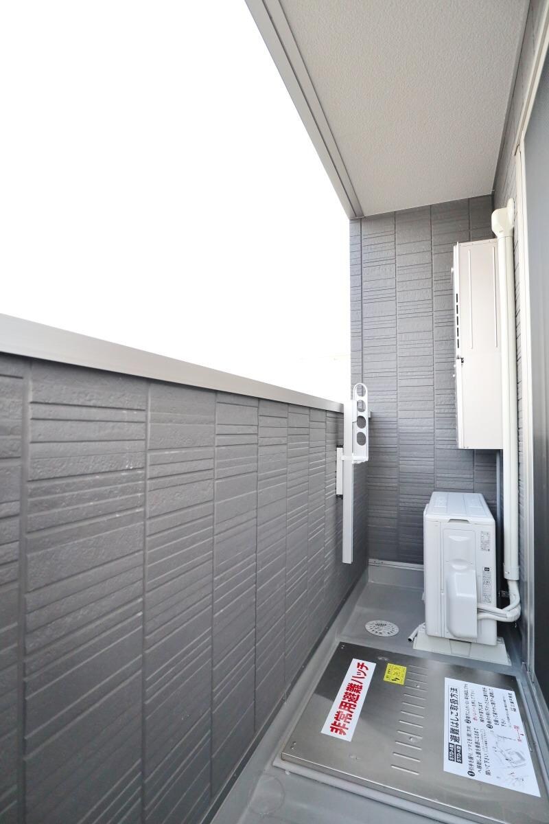 物件内観写真17　(ベランダ)