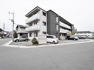 シャーメゾン　フォレスト外観写真
