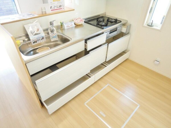 居室(キッチン収納)
