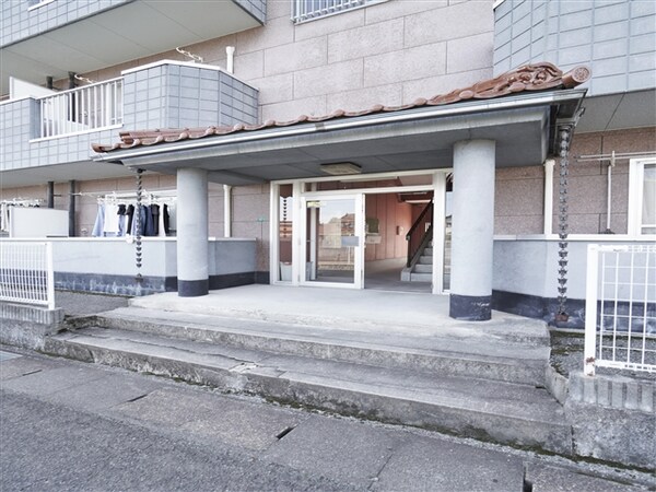 居室(エントランス)
