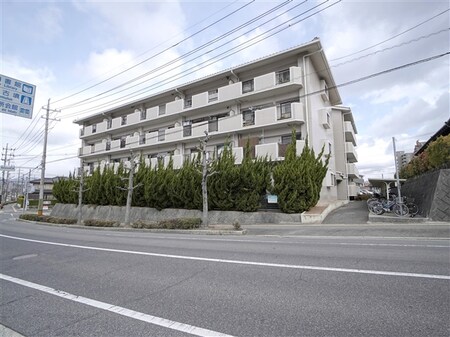 脇坂マンション外観写真