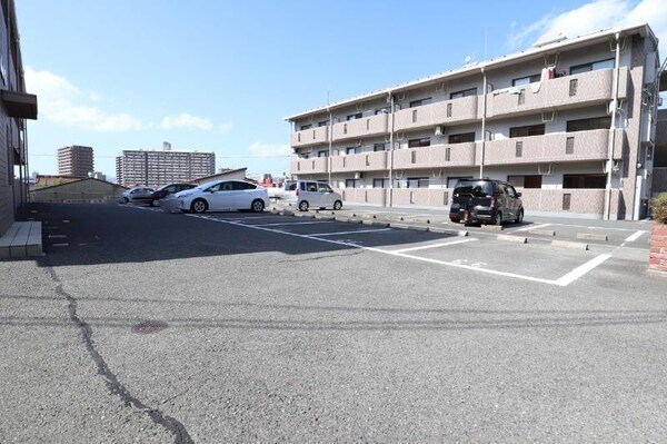 居室(駐車場)