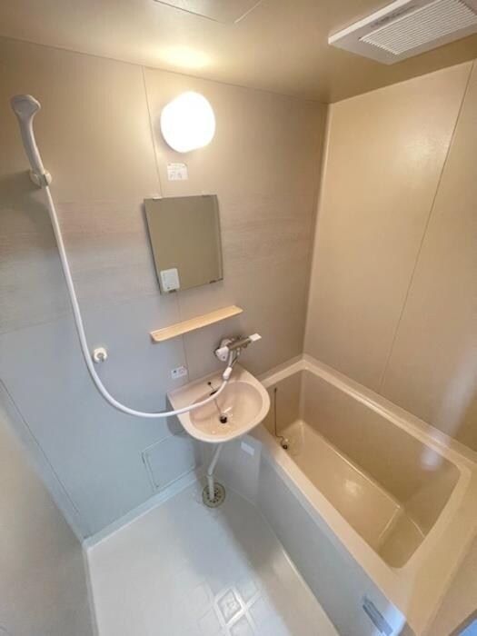 物件内観写真6　(バス／シャワールーム等)