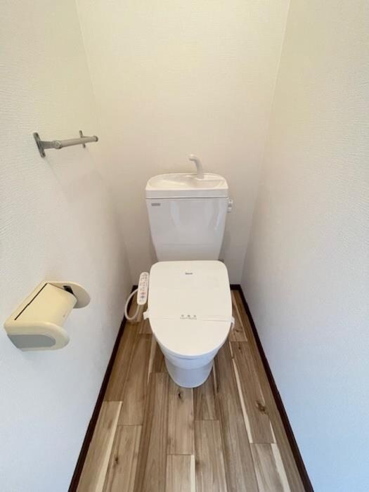 物件内観写真7　(トイレ)