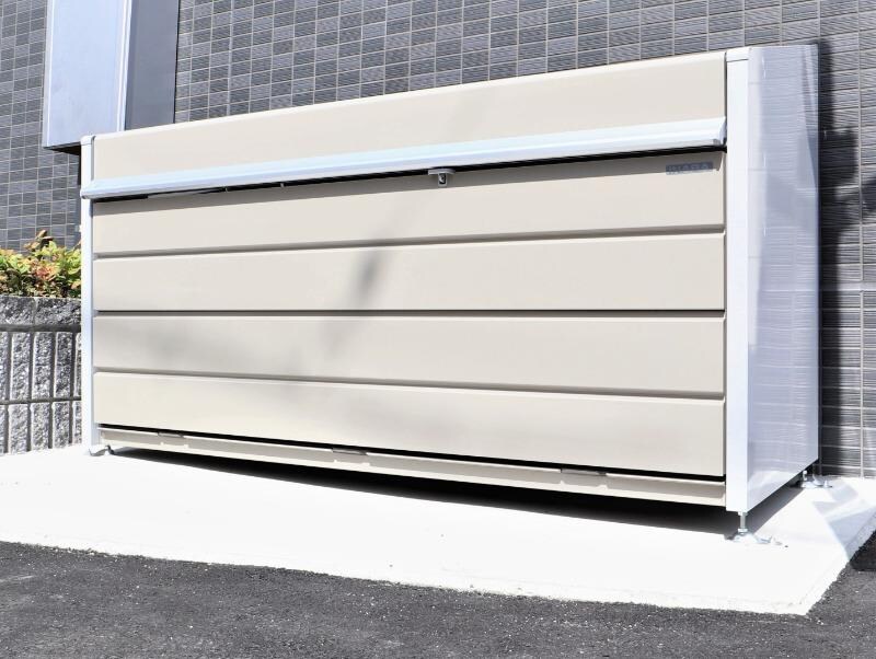 物件内観写真2　(敷地内ゴミステーション)