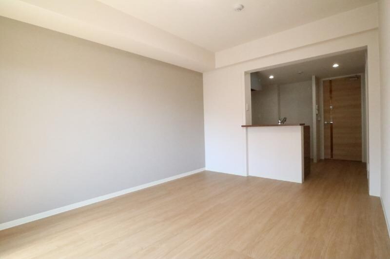 物件内観写真7　(リビングスペース)