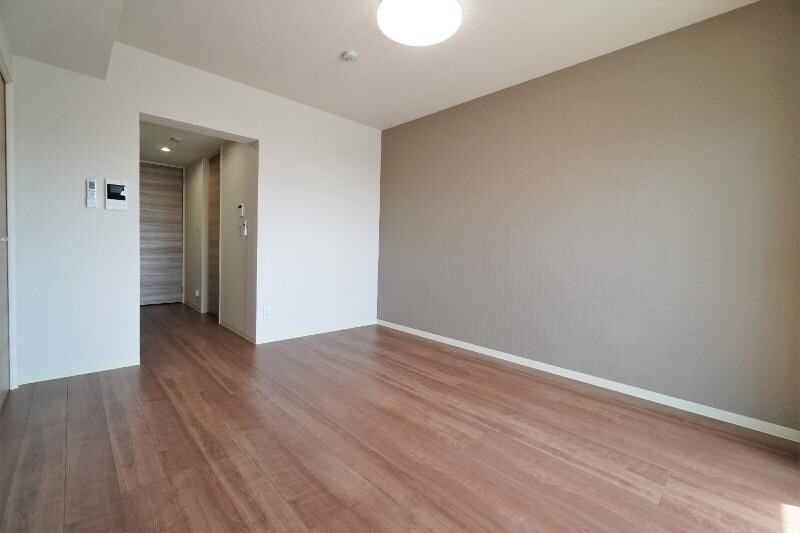 物件内観写真7　(リビングスペース)