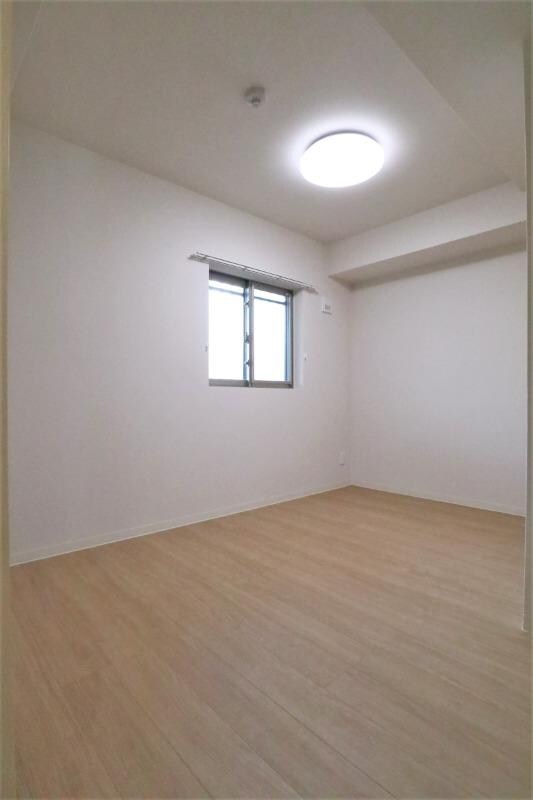 物件内観写真9　(寝室)