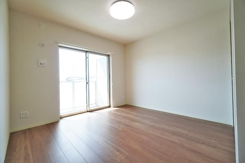 物件内観写真9　(寝室)