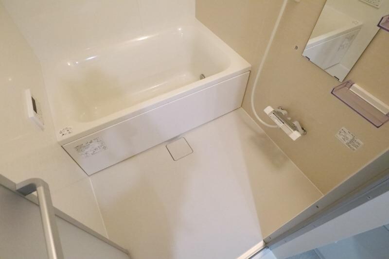 物件内観写真12　(バスルーム)