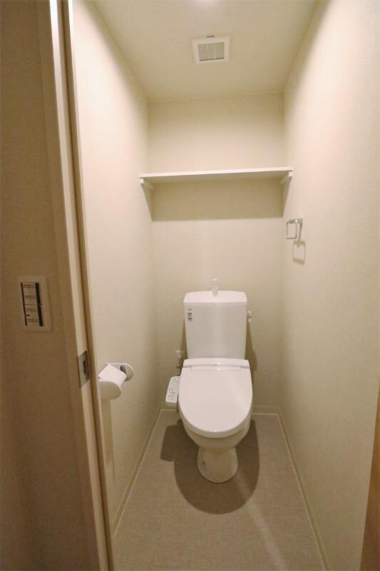 物件内観写真14　(トイレスペース)