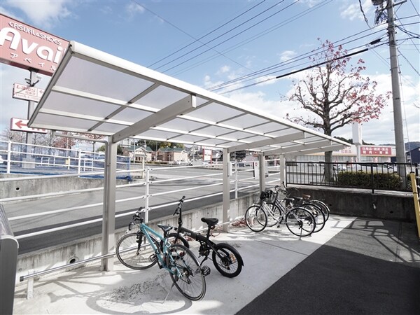 居室(駐輪場)