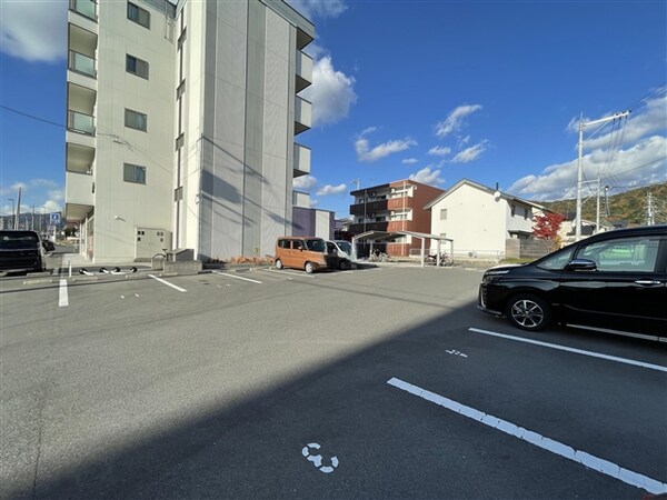 居室(駐車場)