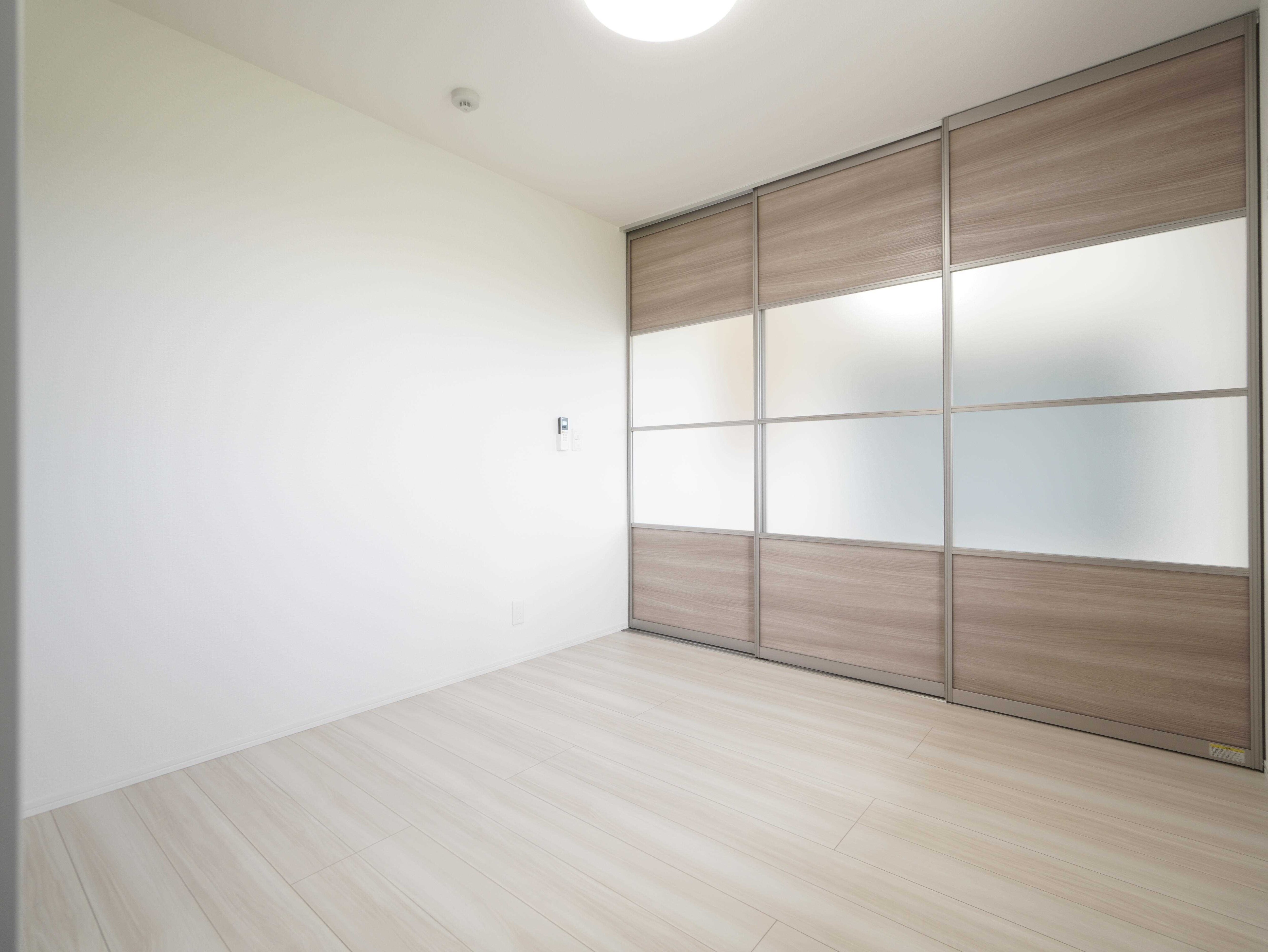 物件内観写真10　(寝室)