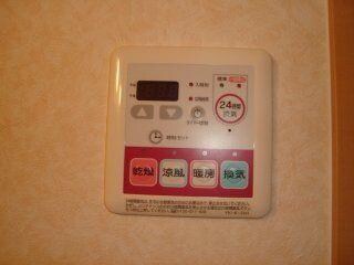 物件内観写真12　(浴室乾燥機)