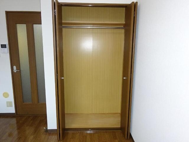 物件内観写真8　(クローゼット)