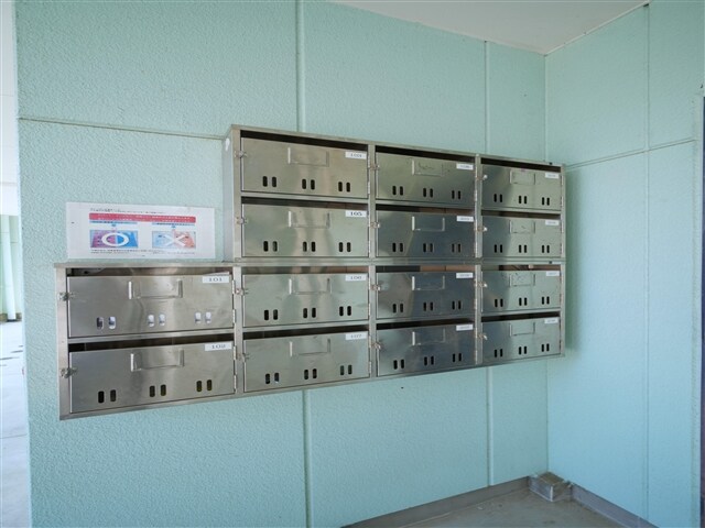 物件内観写真3　(集合ポスト)