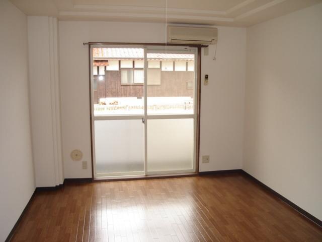 物件内観写真18　(洋室)